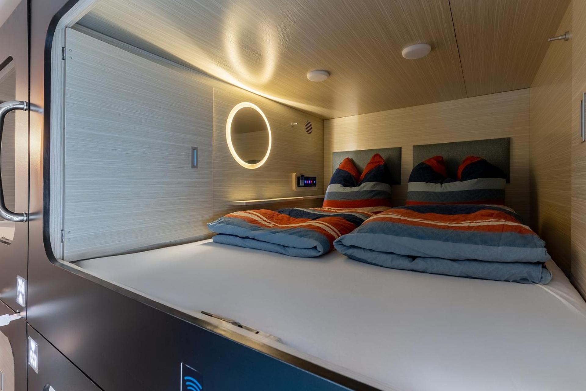 Mue Cubes - Capsule Hotel Basel Exterior photo